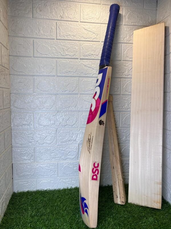 DSC intense Rage Grade 1 Cricket bat - Image 4