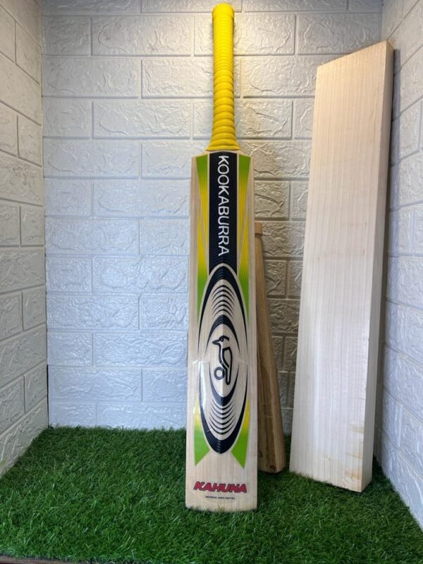 Kookaburra Kahuna Limited Edition Grade 1 Cricket gat - Image 4