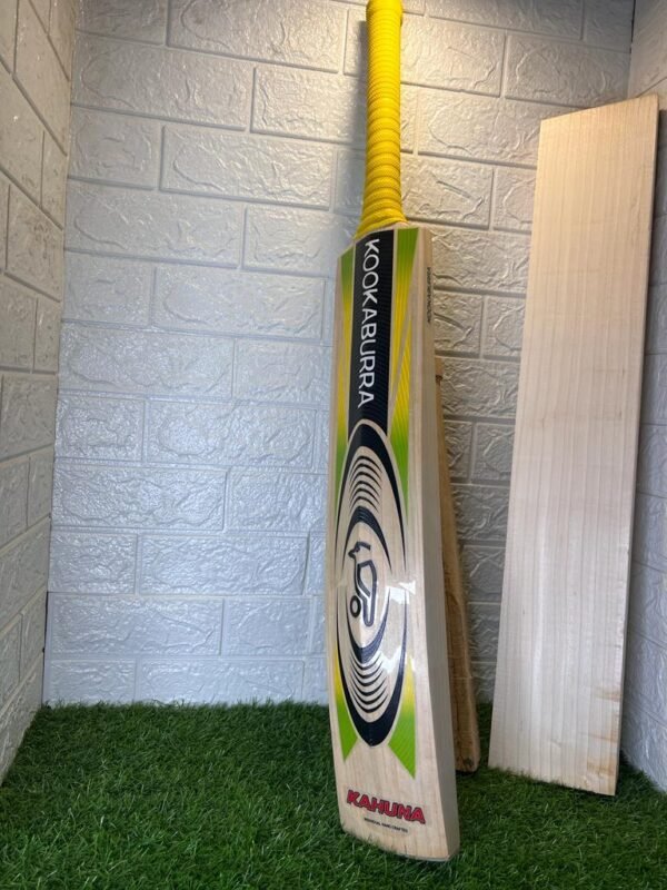 Kookaburra Kahuna Limited Edition Grade 1 Cricket gat - Image 3